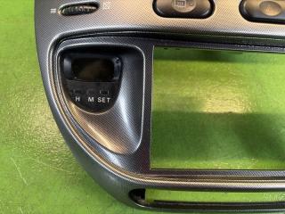 Консоль магнитофона MITSUBISHI DELICA PD6W 6G72 MB958592, MR117269 3 ракурс