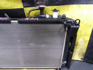 Радиатор TOYOTA AQUA NHP10 1NZ-FXE 16400-21330 4 ракурс
