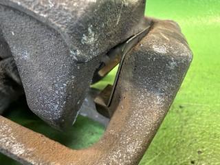 Суппорт левый задний HONDA STREAM RN3 K20A 43019SZ3A01 5 ракурс Суппорт левый задний HONDA STREAM RN3 K20A 43019SZ3A01 5 ракурс
