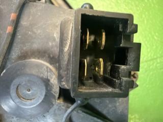 Мотор стеклоочистителя передний SUZUKI SWIFT HT51S M13A 38101-80G11, 059050-8572 4 ракурс