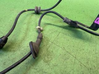 Датчик abs правый задний TOYOTA ESTIMA ACR55 2AZ-FE 89545-28180 3 ракурс