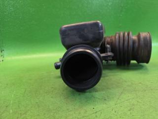 Патрубок воздушного фильтра NISSAN ELGRAND ALE50 VG33E 16578-0W000 3 ракурс