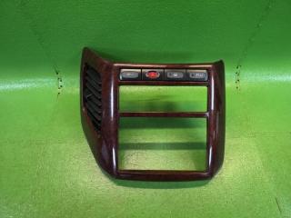 Консоль магнитофона NISSAN ELGRAND ALE50 VG33E 68260 VE000, A-68750 VE000 1 ракурс