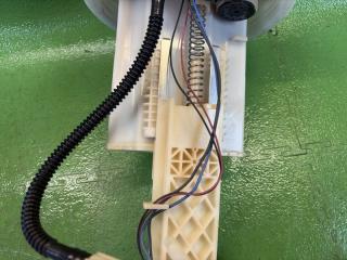 Топливный насос TOYOTA AQUA NHP10 1NZ-FXE 77020-52520 4 ракурс