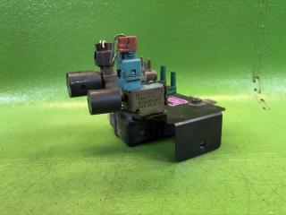 Реле ISUZU MU UCS69 4JG2 8-94153-848-0 3 ракурс
