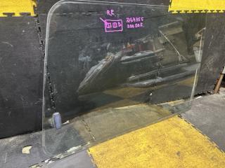 Стекло собачника правое заднее NISSAN CARAVAN KRMGE24 TD27 83344-63N00 3 ракурс