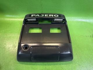 Рамка для номера задняя MITSUBISHI PAJERO V78W 4M41 MR387983 1 ракурс Рамка для номера задняя MITSUBISHI PAJERO V78W 4M41 MR387983 1 ракурс