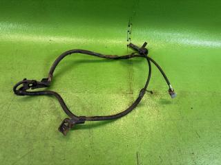 Датчик abs правый передний TOYOTA CROWN MAJESTA UZS207 3UZ-FE 89542-30270 1 ракурс