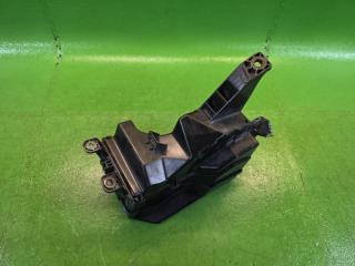 Блок предохранителей TOYOTA CROWN MAJESTA UZS173 1UZ-FE 90987-02012, 90987-02016, 156700-0870, 156700-1570 3 ракурс