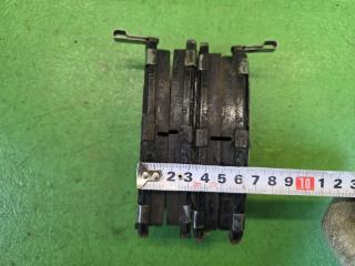 Тормозные колодки передние SUBARU IMPREZA GH8 EJ20X 26296-AE160 2 ракурс