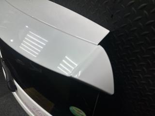 Дверь 5-я TOYOTA AQUA NHP10 67005-52D10, 082 5 ракурс