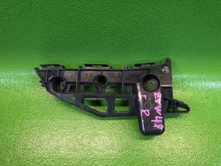 Крепление бампера правое переднее TOYOTA PRIUS ALPHA ZVW41 2ZR-FXE 52115-47030 1 ракурс