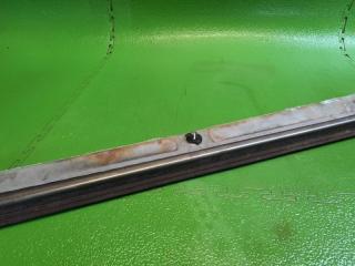 Полозья для сдвижной двери левые задние NISSAN CARAVAN KRMGE24 TD27 77769-25N00 3 ракурс