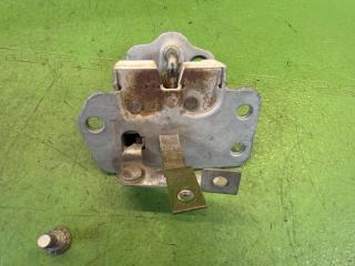 Замок 5-й двери NISSAN CARAVAN KRMGE24 TD27 90502-01N00 4 ракурс