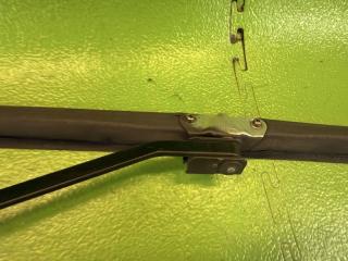 Дворник задней двери TOYOTA ESTIMA EMINA CXR20 3C-TE 4 ракурс Дворник задней двери TOYOTA ESTIMA EMINA CXR20 3C-TE 4 ракурс