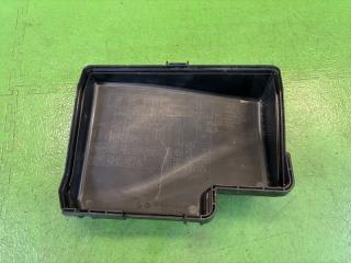 Крышка блока предохранителей TOYOTA AQUA NHP10 1NZ-FXE 82662-52740 5 ракурс Крышка блока предохранителей TOYOTA AQUA NHP10 1NZ-FXE 82662-52740 5 ракурс
