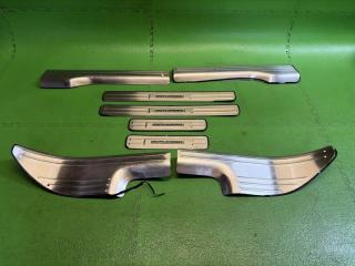 Накладка на порог MITSUBISHI OUTLANDER CW5W 4B12 1 ракурс Накладка на порог MITSUBISHI OUTLANDER CW5W 4B12 1 ракурс