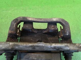 Суппорт правый задний TOYOTA VOXY ZWR80 2ZR-FXE 4783028080 4 ракурс