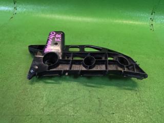 Крепление бампера правое переднее TOYOTA PRIUS ALPHA ZVW40 2ZR-FXE 52115-47030 5 ракурс