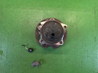 Ступица правая задняя TOYOTA VOXY ZWR80 2ZR-FXE 42450-28041 3 ракурс