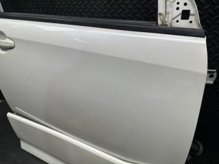 Дверь правая передняя TOYOTA VOXY ZWR80 2ZR-FXE 67001-28260, 070 4 ракурс