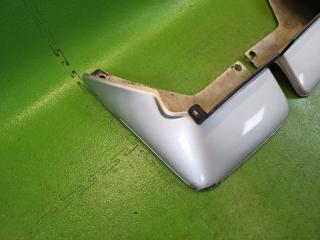 Брызговики комплект задние NISSAN ELGRAND ALE50 VG33E 78811 VE000, 78810 VE000 3 ракурс