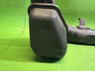 Патрубок воздушного фильтра TOYOTA HILUX SURF KDN185 1KD-FTV 17806-30010 3 ракурс