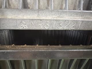 Корпус воздушного фильтра MITSUBISHI PAJERO IO H77W 4G94 MR373227 4 ракурс