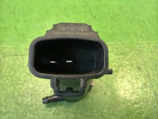 Насос омывателя TOYOTA VOXY ZRR75 3ZR-FAE 85330-10280, 060210-3710 2 ракурс Насос омывателя TOYOTA VOXY ZRR75 3ZR-FAE 85330-10280, 060210-3710 2 ракурс