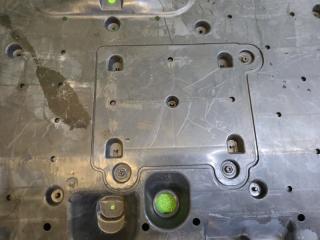 Защита двигателя TOYOTA CROWN GRS214 2GR-FSE 51410-30180, 51441-30480 4 ракурс
