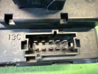 Блок предохранителей MITSUBISHI CANTER FBA20 4P10 MK543399 3 ракурс