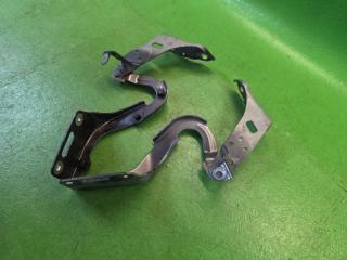 Петля капота HONDA VEZEL RU3 LEB 60120T7A000ZZ 60170T7A000ZZ 2 ракурс
