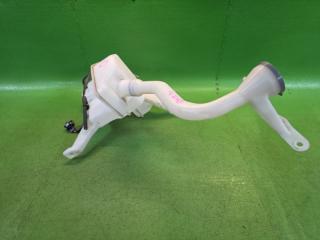 Бачок стеклоомывателя NISSAN LEAF ZE1 EM57 28910-5SK0A, EW17-002, 180118-3A 5 ракурс Бачок стеклоомывателя NISSAN LEAF ZE1 EM57 28910-5SK0A, EW17-002, 180118-3A 5 ракурс
