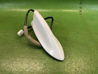 Антенна TOYOTA AQUA NHP10 1NZ-FXE 1 ракурс