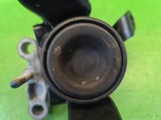 Подушка двс правая передняя TOYOTA YARIS MXPA10 M15A-FKS 12305-15100 2 ракурс