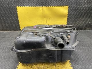 Топливный бак TOYOTA LAND CRUISER HDJ81 1HD-T 77001-69065 5 ракурс Топливный бак TOYOTA LAND CRUISER HDJ81 1HD-T 77001-69065 5 ракурс