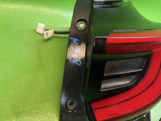 Стоп-сигнал правый задний TOYOTA YARIS MXPA10 M15A-FKS K0-10 4 ракурс