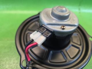 Мотор печки передний MAZDA BONGO FRIENDEE SGEW FE-E S09A61B10, 502728-0781, 862500-0731 2 ракурс Мотор печки передний MAZDA BONGO FRIENDEE SGEW FE-E S09A61B10, 502728-0781, 862500-0731 2 ракурс