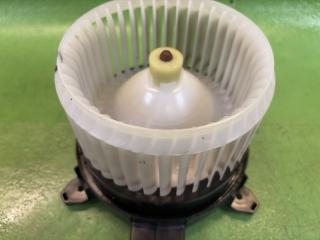 Мотор печки передний TOYOTA YARIS MXPH10 M15A-FXE 87103-52170 4 ракурс