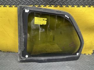 Стекло собачника левое TOYOTA PORTE NNP15 62720-52160 2 ракурс