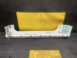 Порог кузова левый SUZUKI ESCUDO TA01W G16A 61490-60A00 1 ракурс
