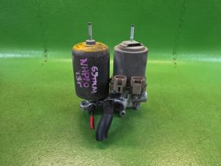 Блок abs TOYOTA AQUA NHP10 1NZ-FXE 47070-52020, 47070-52010 1 ракурс