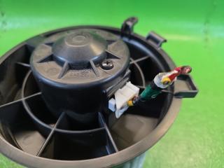Мотор печки NISSAN X-TRAIL DNT31 M9R 27225EN000 2 ракурс Мотор печки NISSAN X-TRAIL DNT31 M9R 27225EN000 2 ракурс