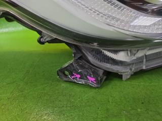 Фара правая передняя TOYOTA YARIS MXPH10 M15A-FXE K0-3 5 ракурс