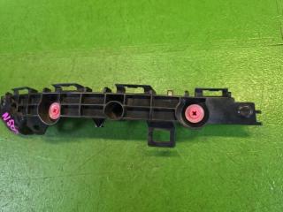 Крепление бампера левое заднее TOYOTA YARIS MXPH10 M15A-FXE 52576-K0010 3 ракурс