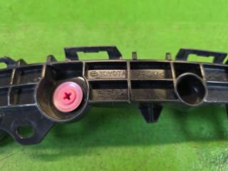 Крепление бампера левое заднее TOYOTA YARIS MXPH10 M15A-FXE 52576-K0010 4 ракурс