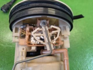 Топливный насос NISSAN X-TRAIL PNT30 SR20-VET 25060-8H301, 17042-8H301 3 ракурс
