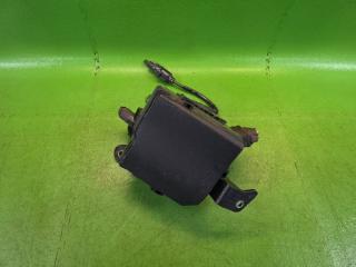 Блок предохранителей TOYOTA YARIS MXPH10 M15A-FXE 82662-52C30, 82644-K0050, 90987-02027, 90987-02033, 82662-52С30 1 ракурс