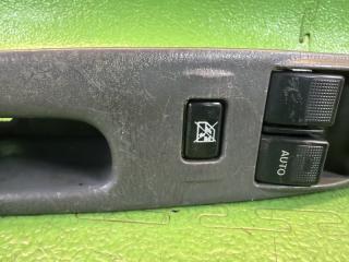 Пульт стеклоподъемника правый передний MAZDA BONGO SK82M F8 S63L66350 3 ракурс