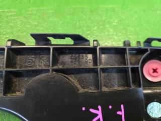 Крепление бампера правое переднее TOYOTA AQUA NHP10 1NZ-FXE 52535-52190 2 ракурс